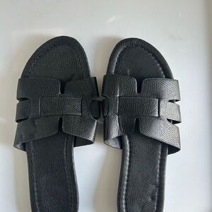 SHEIN Black Textured Slide Sandals